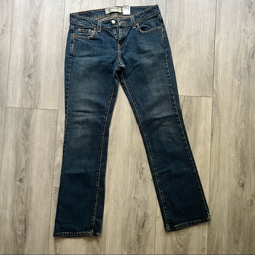 Levi’s Jeans 👖 545 Low Boot Cut